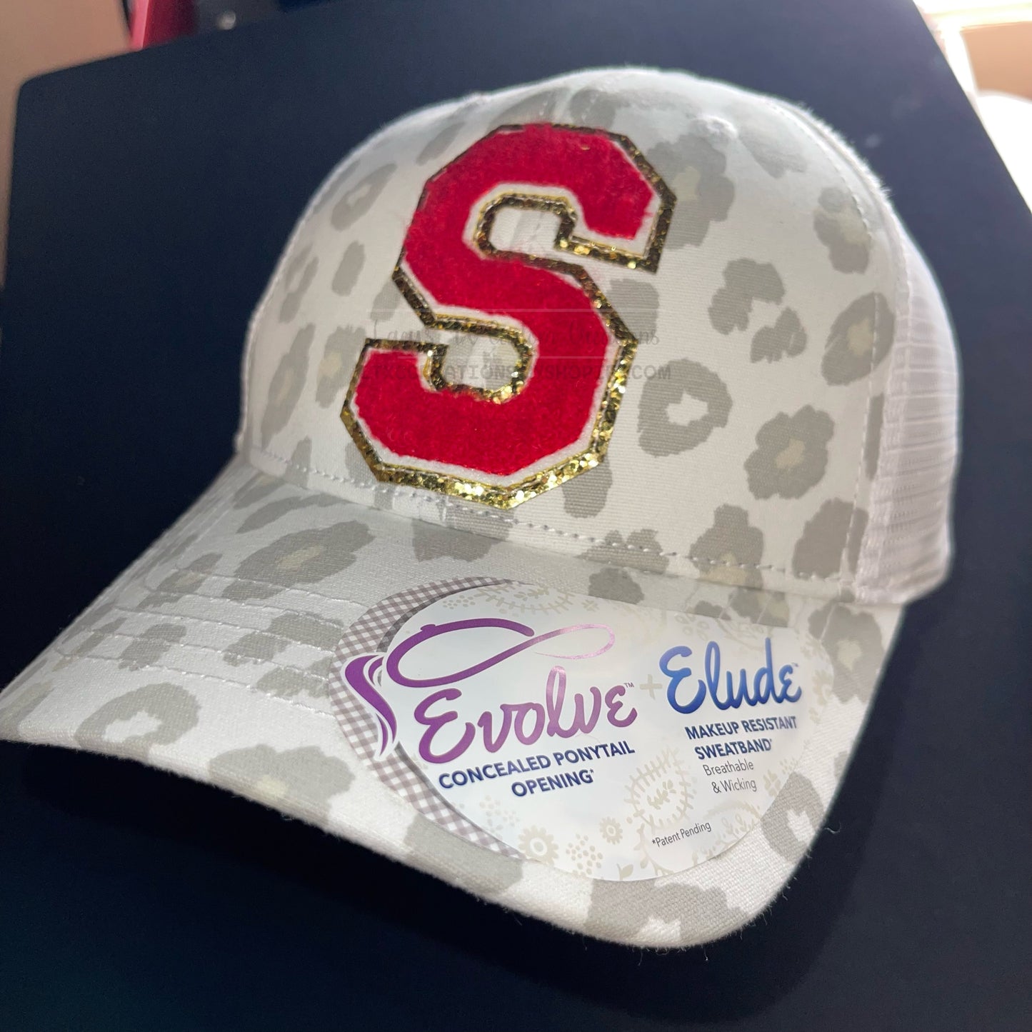 Women’s Leopard Concealed Pony Hat