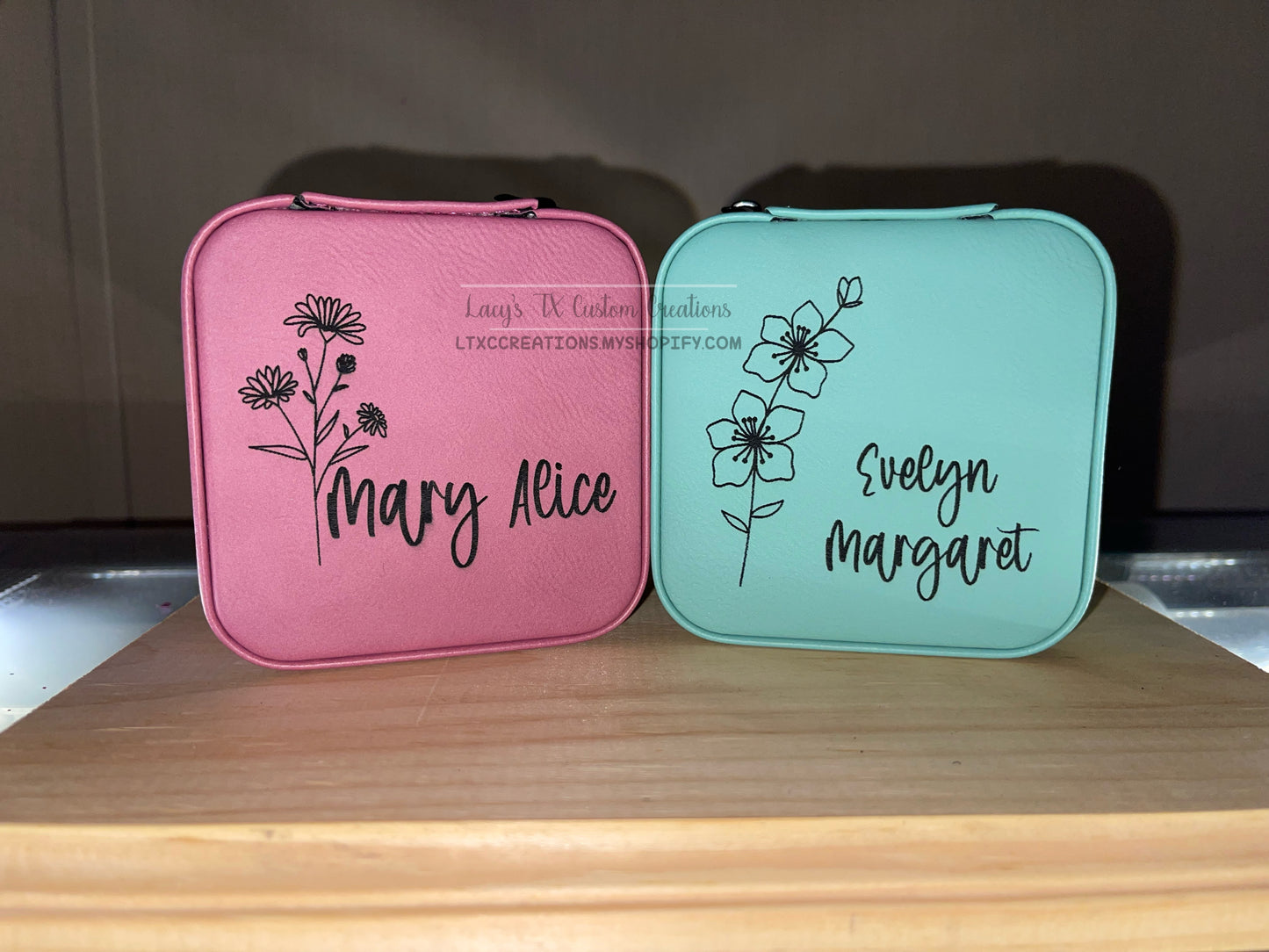 Custom Birth Flower Jewelry Box - Leather Travel Jewelry Case - Square Jewelry Box -Leather Jewelry Organizer - Name Travel Case - Bridal Party Gifts