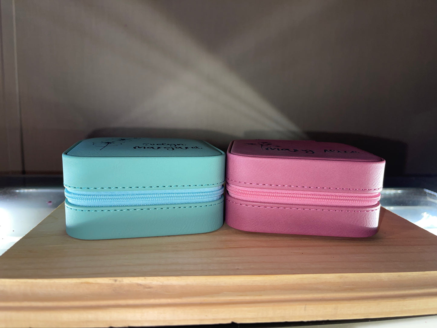 Custom Birth Flower Jewelry Box - Leather Travel Jewelry Case - Square Jewelry Box -Leather Jewelry Organizer - Name Travel Case - Bridal Party Gifts