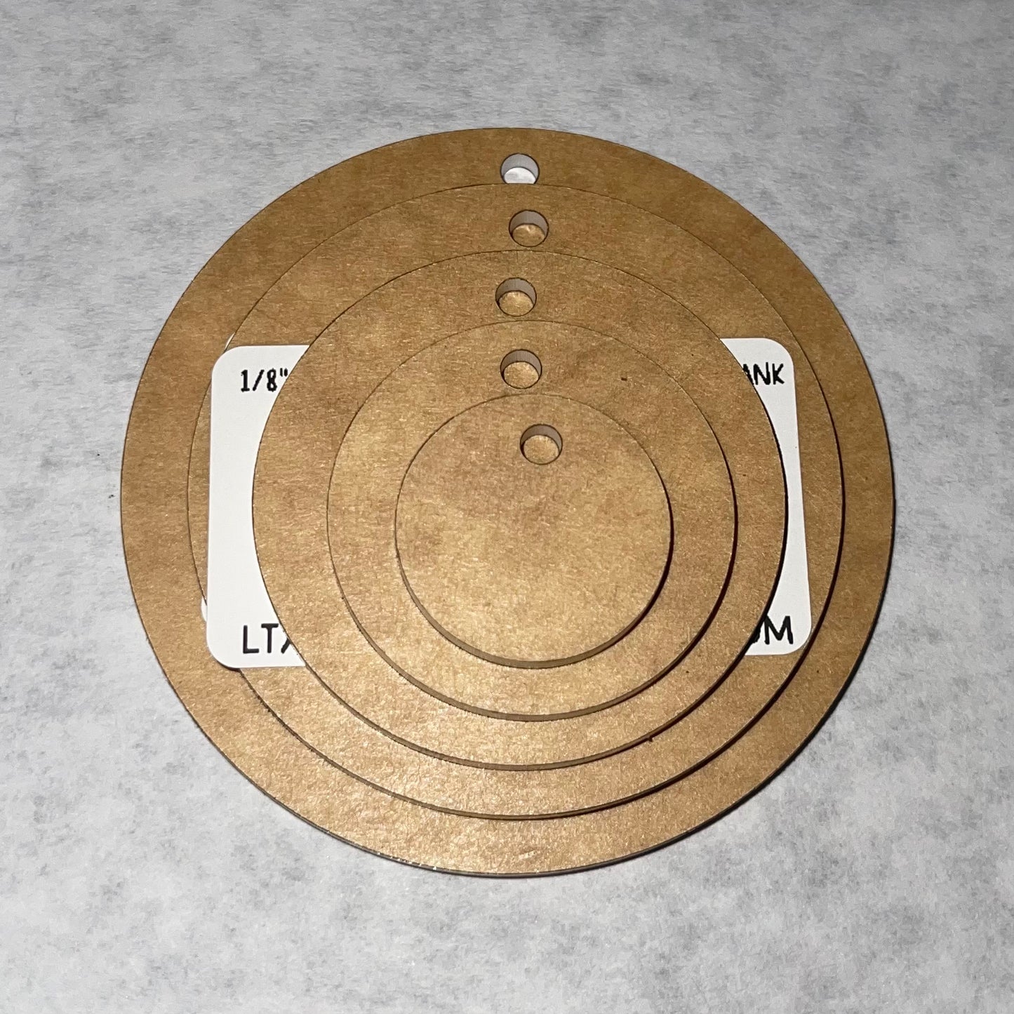 1/8” CIRCLE Sublimation Blank -HARDWARE INCLUDED